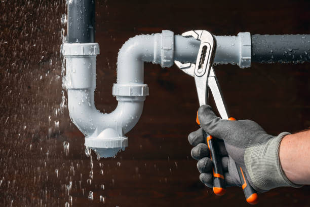 Professional Leak Detection technician working in Clover, SC